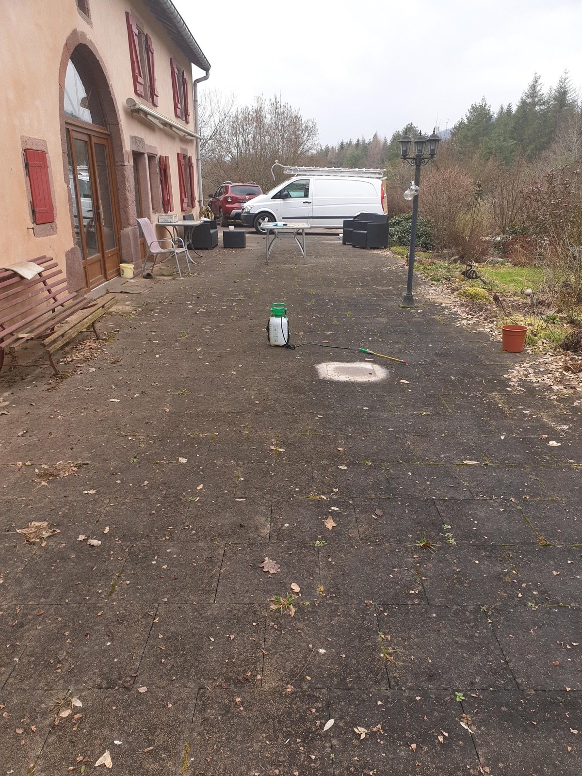 Cour préparée avant enrobé
